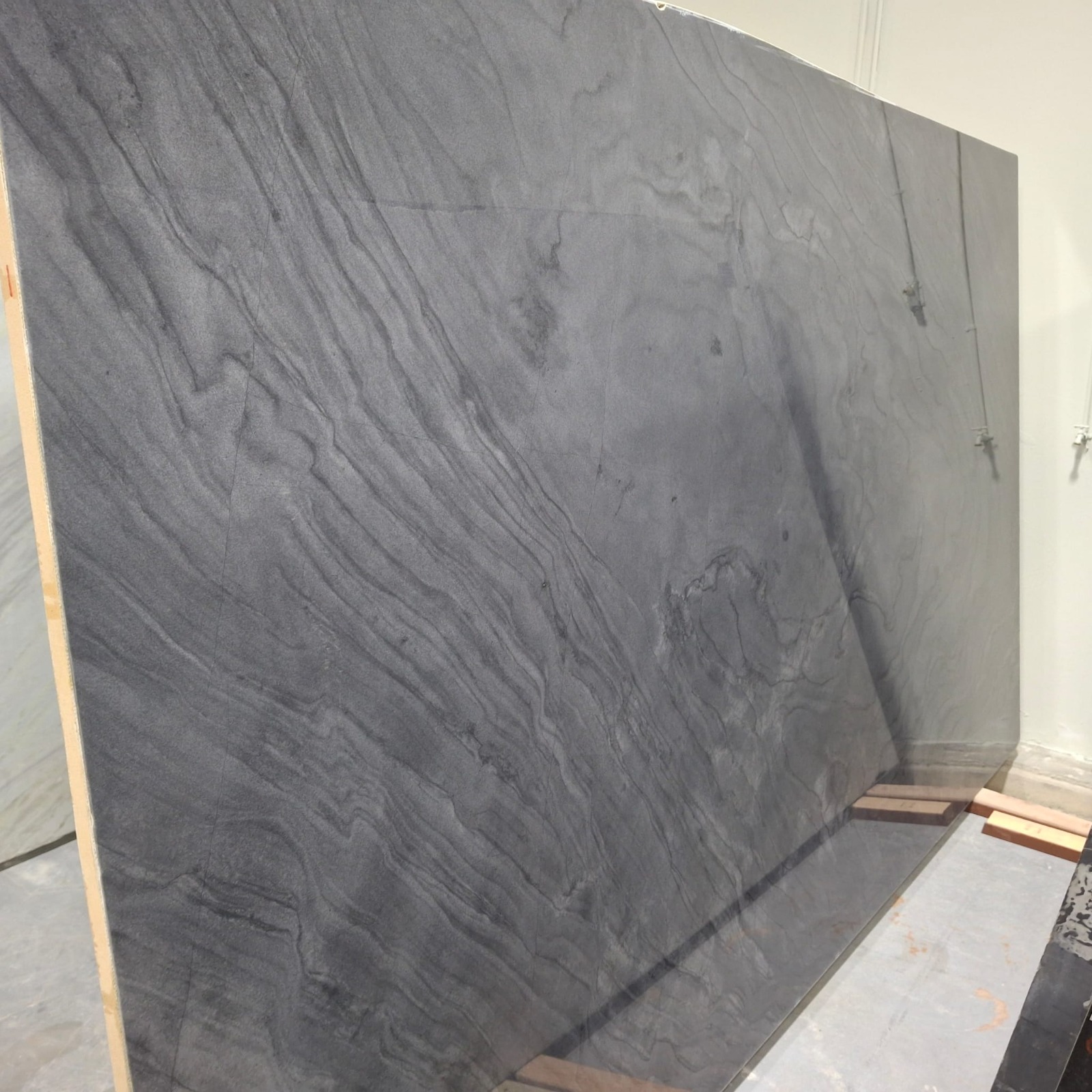 Grey Nile slab sample
